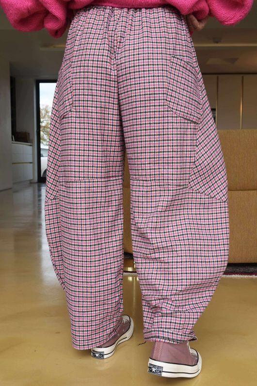Donald Plaid Brushed Cotton Barrel Pant Pink